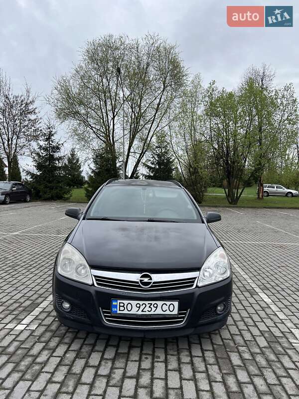 Универсал Opel Astra 2007 в 