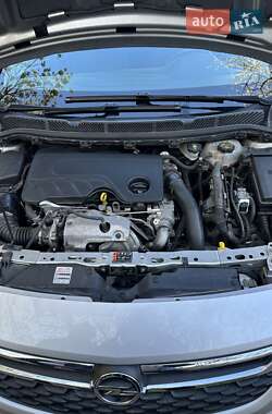 Универсал Opel Astra 2018 в 
