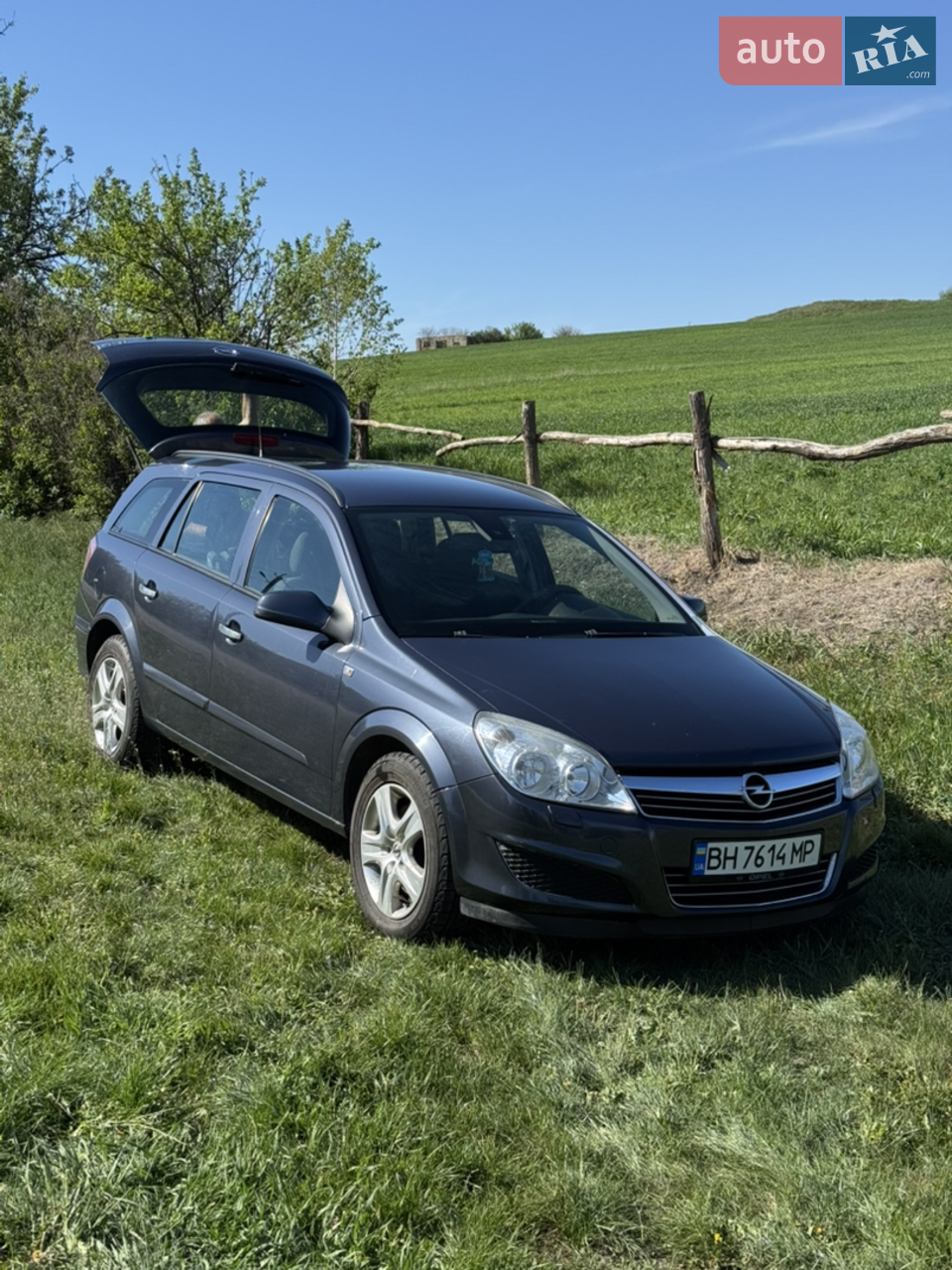 2010 Opel Astra - мініатюра 23