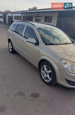 Универсал Opel Astra 2008 в Луцке