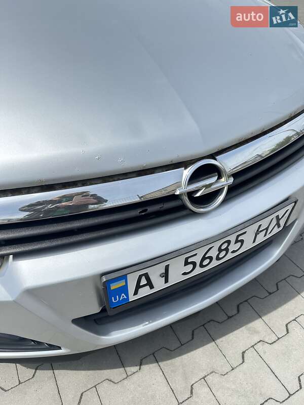 Універсал Opel Astra 2005 в Києві