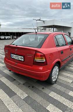 Седан Opel Astra 2005 в Ужгороде