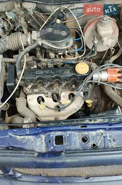 Седан Opel Astra 2001 в 