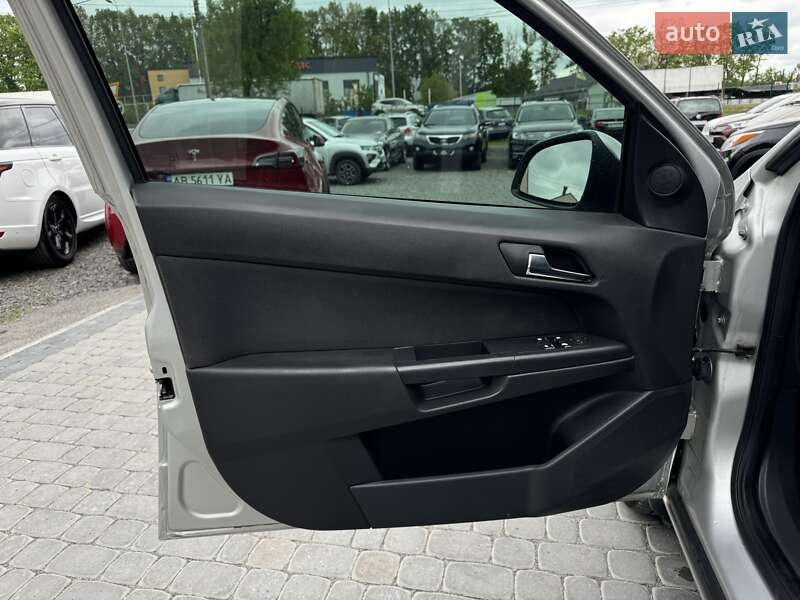 Универсал Opel Astra 2013 в Виннице