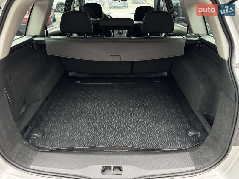 Универсал Opel Astra 2013 в Виннице