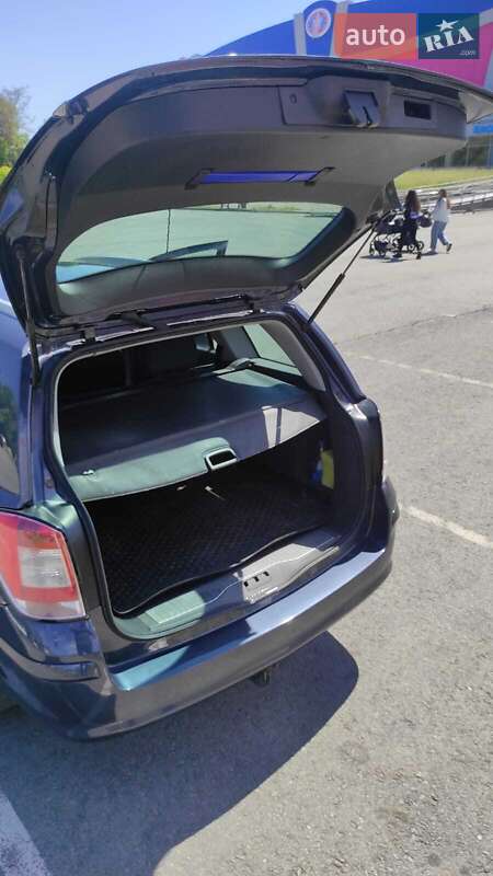 Универсал Opel Astra 2008 в Запорожье