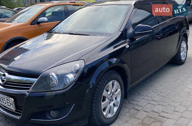 Универсал Opel Astra 2010 в 