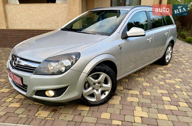 Универсал Opel Astra 2010 в Нежине