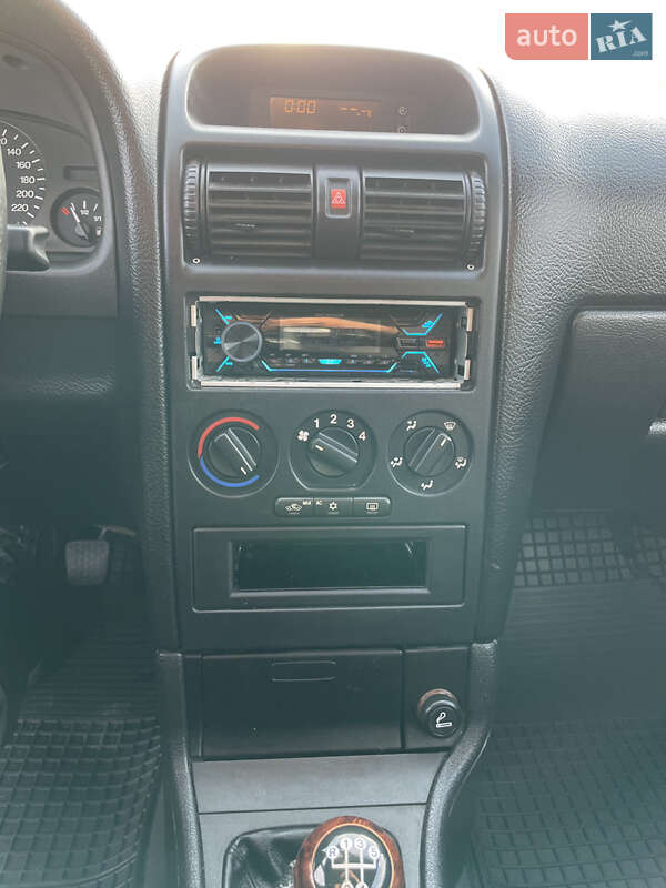 Хетчбек Opel Astra 2001 в Фастові