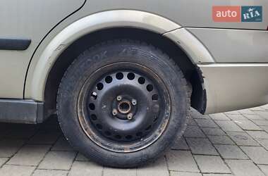 Седан Opel Astra 2006 в 