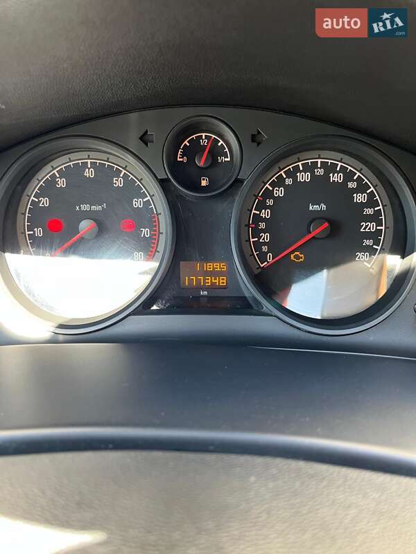 Хетчбек Opel Astra 2012 в Миколаєві
