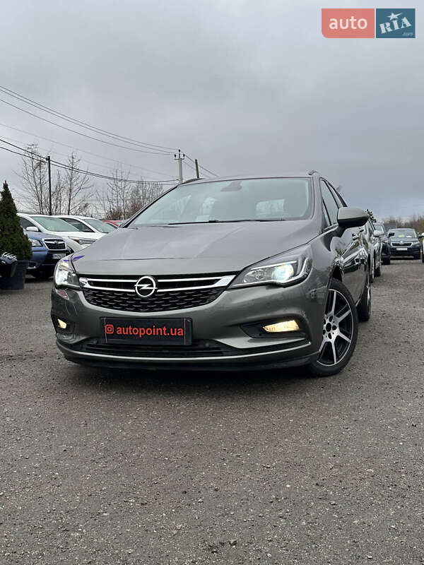 Универсал Opel Astra 2017 в Белогородке