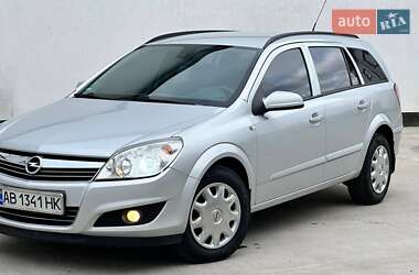 Универсал Opel Astra 2009 в Виннице