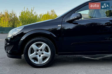 Универсал Opel Astra 2007 в 