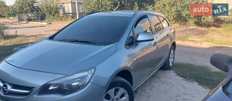 Універсал Opel Astra 2014 в Дружківці