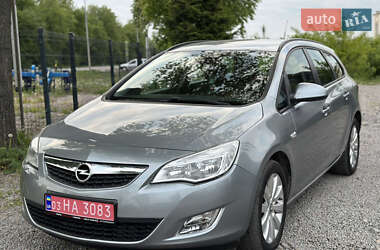 Универсал Opel Astra 2010 в Виннице