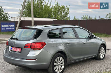 Універсал Opel Astra 2010 в 