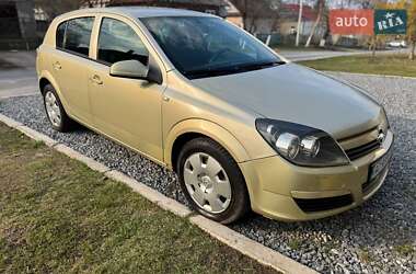 Хетчбек Opel Astra 2005 в Рівному