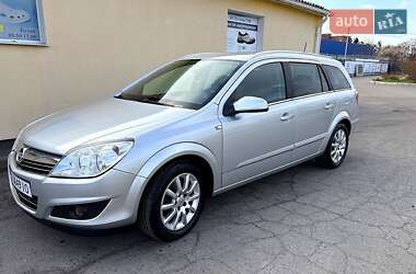 Универсал Opel Astra 2007 в Полтаве