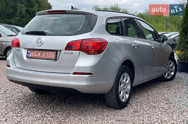 Универсал Opel Astra 2015 в 