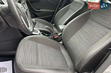 Универсал Opel Astra 2015 в 