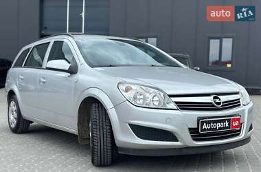 Универсал Opel Astra 2009 в 