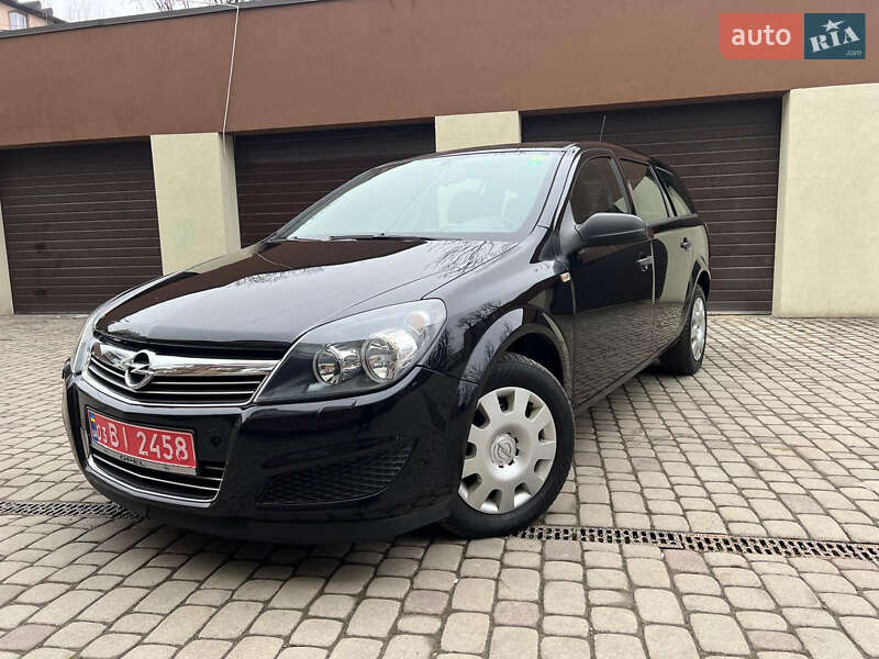 Универсал Opel Astra 2010 в Коломые