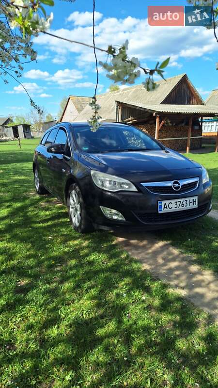 Opel Astra 2010