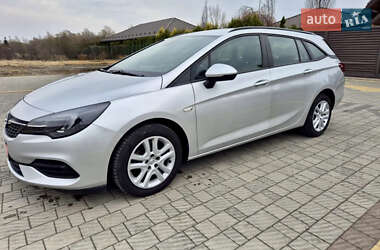 Универсал Opel Astra 2020 в 