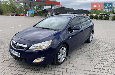 Універсал Opel Astra 2011 в 