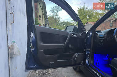 Хетчбек Opel Astra 2003 в 