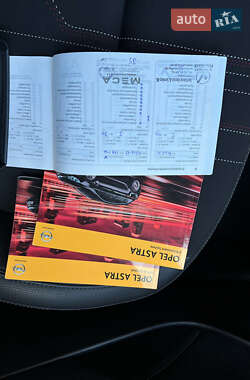 Хетчбек Opel Astra 2012 в 