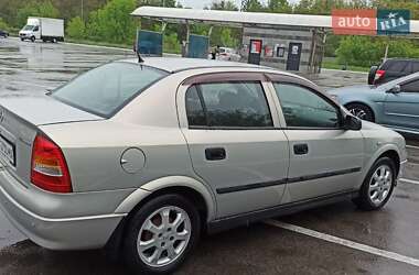 Седан Opel Astra 2005 в Харкові
