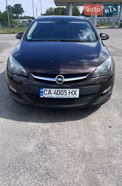 Універсал Opel Astra 2014 в Черкасах