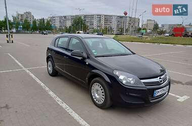 Хетчбек Opel Astra 2009 в 