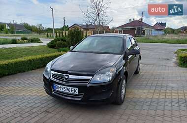 Хетчбек Opel Astra 2009 в 