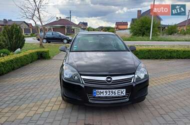 Хетчбек Opel Astra 2009 в 