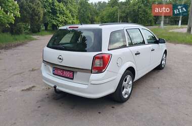Універсал Opel Astra 2010 в 