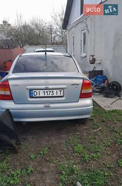 Седан Opel Astra 2006 в Полтаві