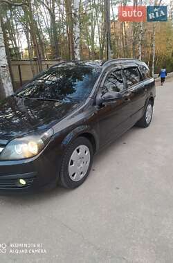 Универсал Opel Astra 2006 в 