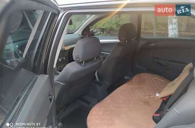 Универсал Opel Astra 2006 в 