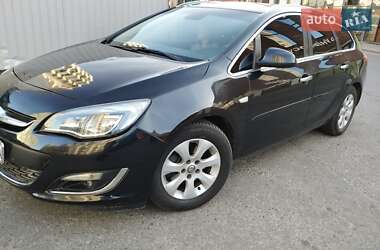 Универсал Opel Astra 2013 в Херсоне
