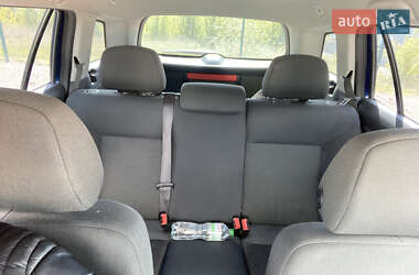 Универсал Opel Astra 2010 в 