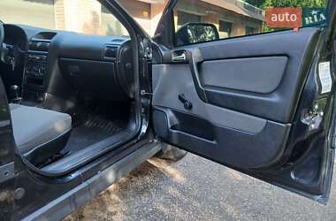 Седан Opel Astra 2008 в 