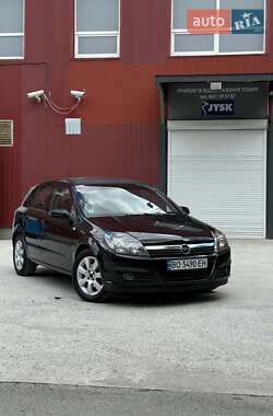 Хэтчбек Opel Astra 2006 в Тернополе