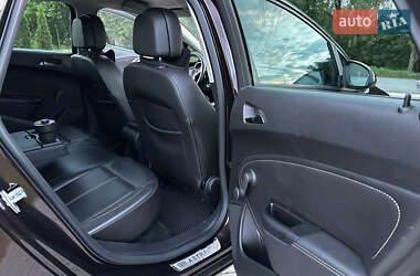 Универсал Opel Astra 2011 в 