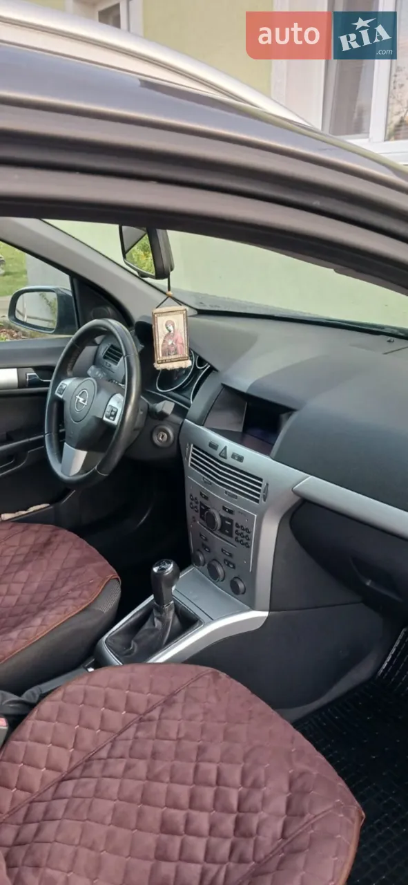 2010 Opel Astra - мініатюра 8