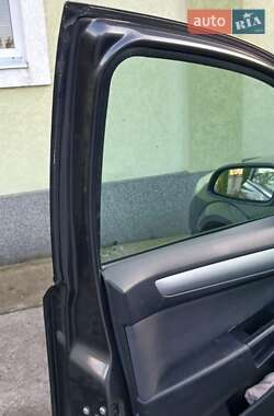 Универсал Opel Astra 2009 в 