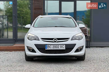 Универсал Opel Astra 2014 в 