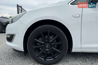 Универсал Opel Astra 2014 в 